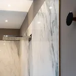 Interno 5 - Parcheggio Gratuito *